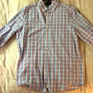medium vineyard vines murray shirt